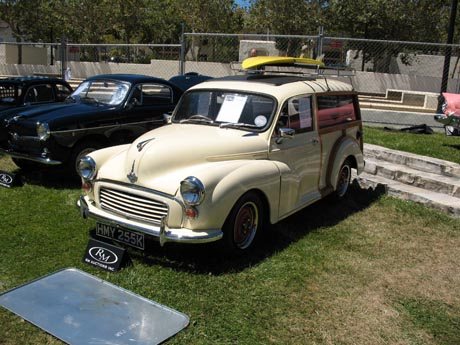 1971 Morris Minor 1000 Traveler Woody wagon