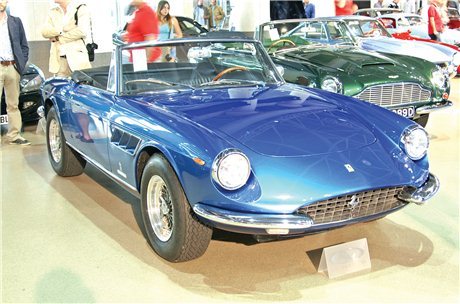 1968 Ferrari 330 GTS  convertible