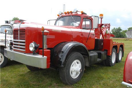 1966 Hendrickson BD-410-F3  tow truck