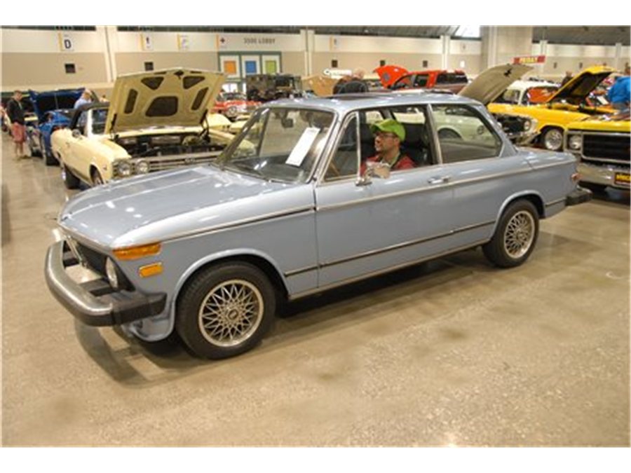 1976 BMW 2002  2-dr sedan