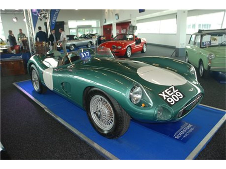 2013 Aston Martin DBR1 Evanta replica racer