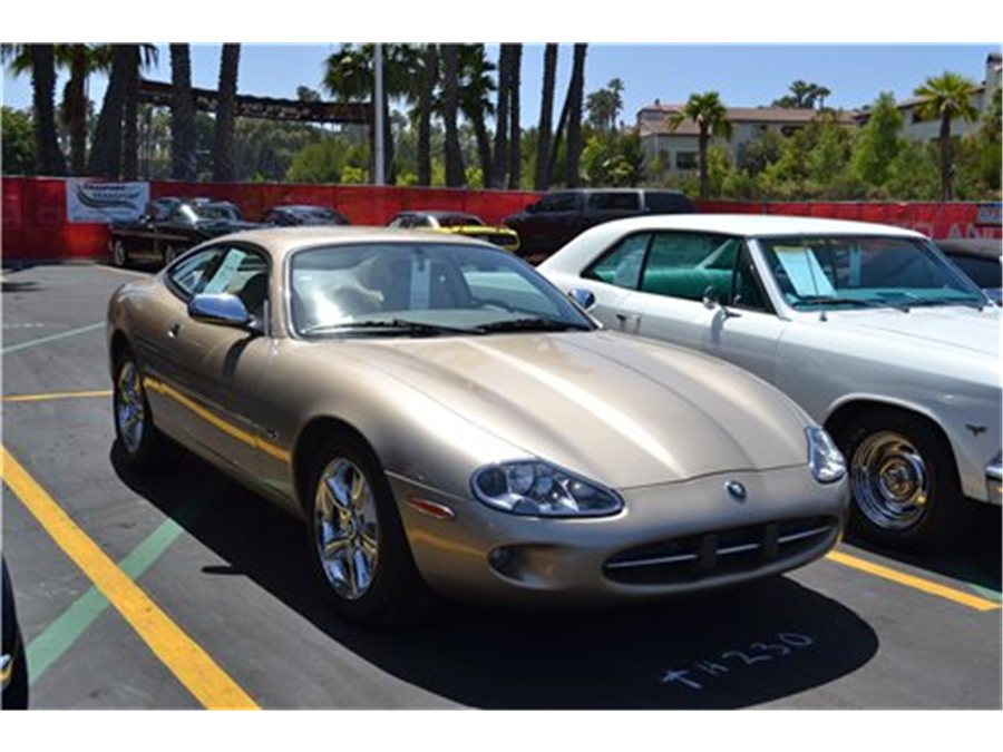 1998 Jaguar XK8  coupe