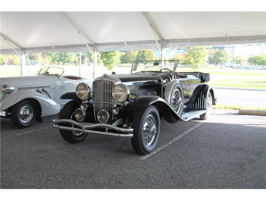 1930 Duesenberg Model J dual-cowl phaeton