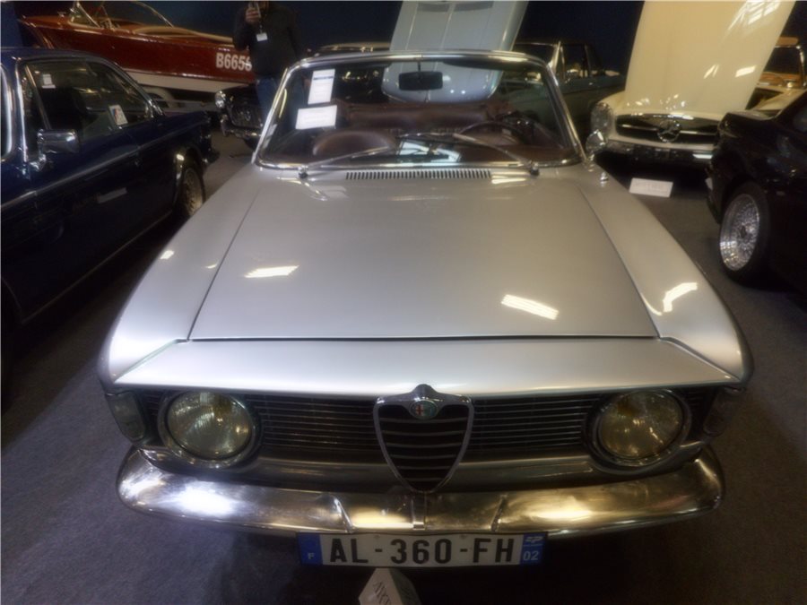 1965 Alfa Romeo Giulia GTC convertible