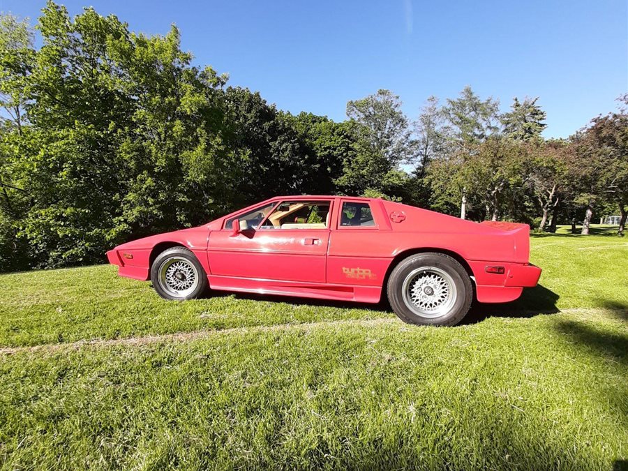 1985 Lotus Esprit  Turbo coupe