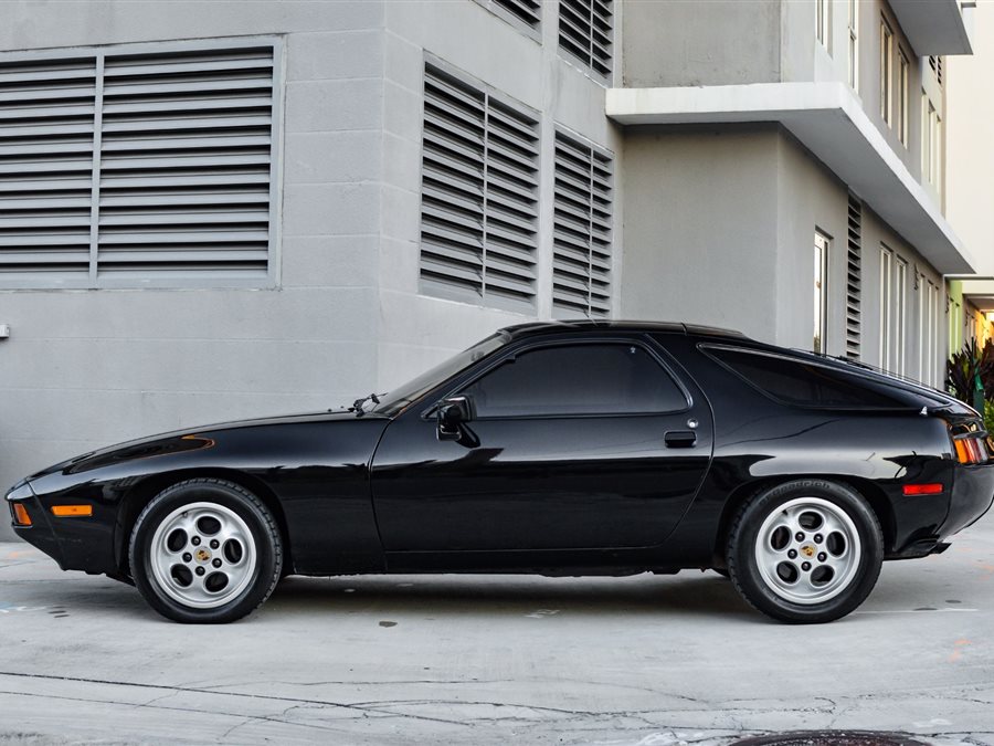 1979 Porsche 928 coupe