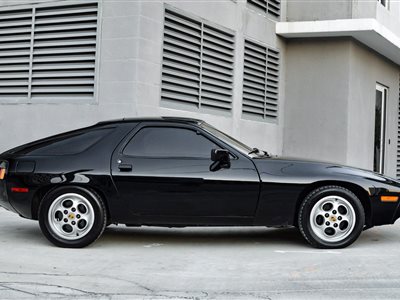 1979 Porsche 928 coupe