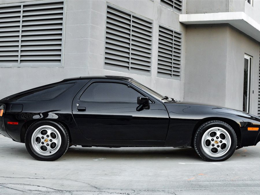 1979 Porsche 928 coupe