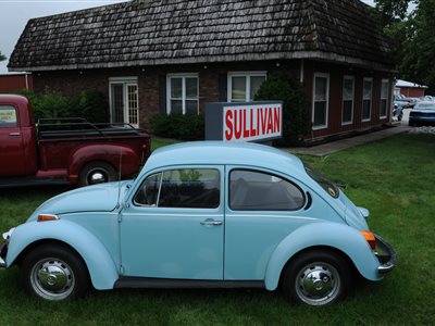 1973 Volkswagen Beetle 2-dr sedan