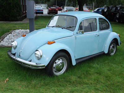 1973 Volkswagen Beetle 2-dr sedan