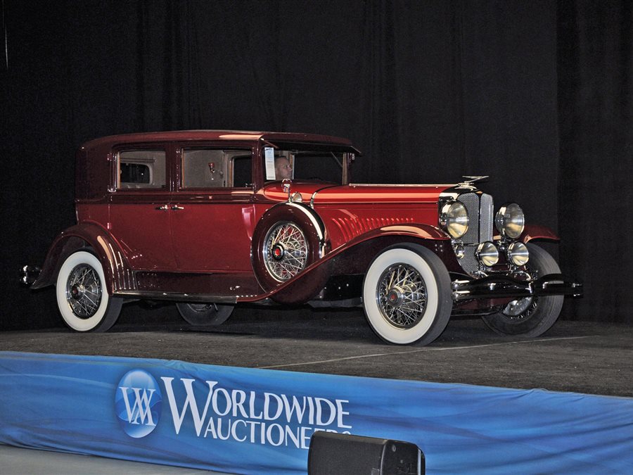 1930 Duesenberg Model J Berline sedan