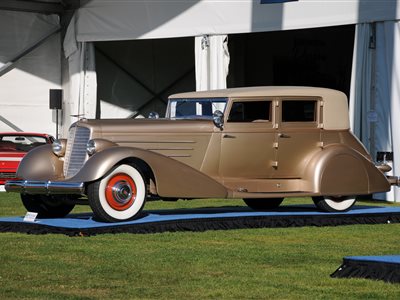 1929 Duesenberg Model J sedan