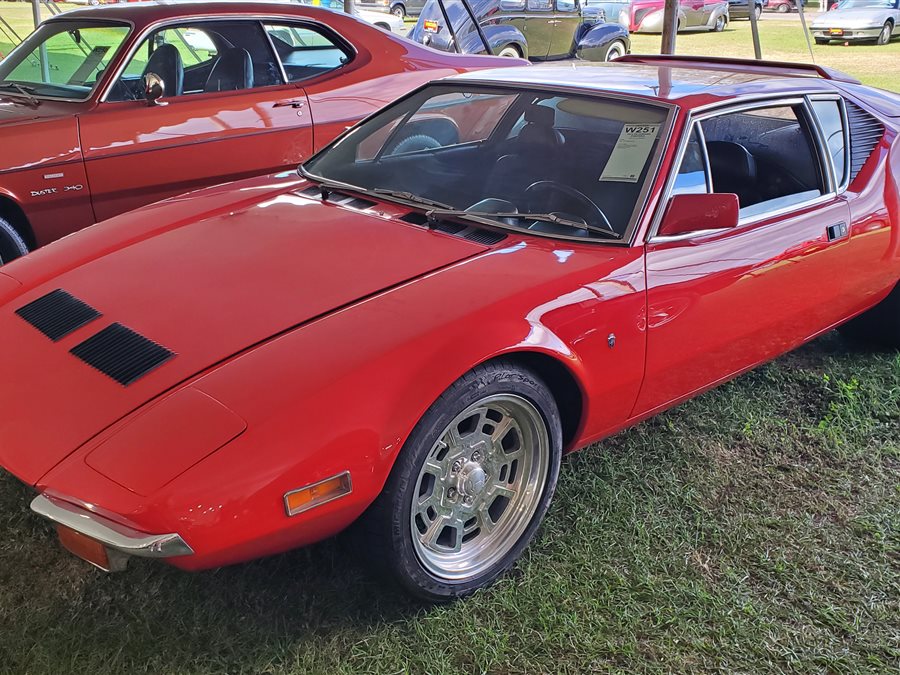 1972 DeTomaso Pantera coupe