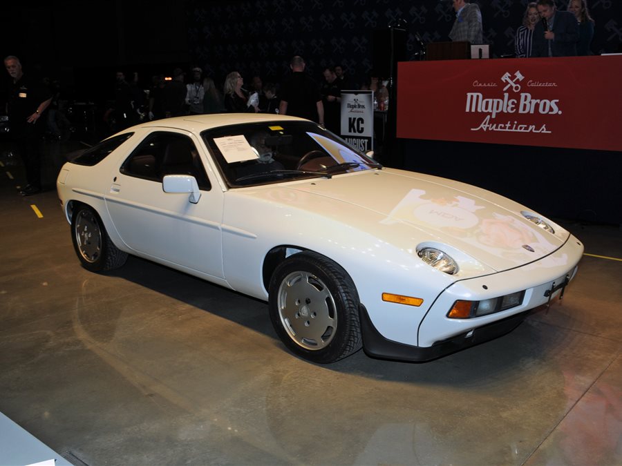 1984 Porsche 928 S Hatchback Coupe
