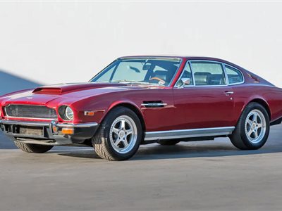 1976 Aston Martin V8 Series III coupe