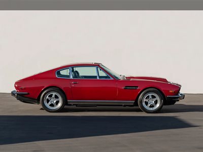 1976 Aston Martin V8 Series III coupe