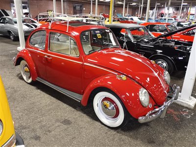 1966 Volkswagen Beetle 2-dr sedan