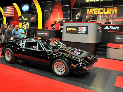 1972 DeTomaso Pantera coupe
