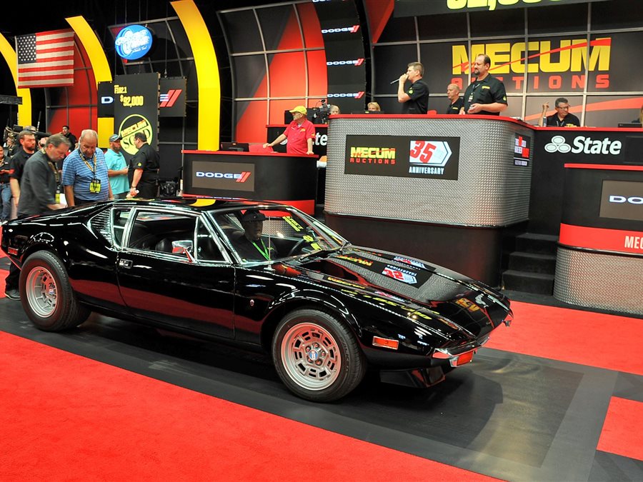 1972 DeTomaso Pantera coupe