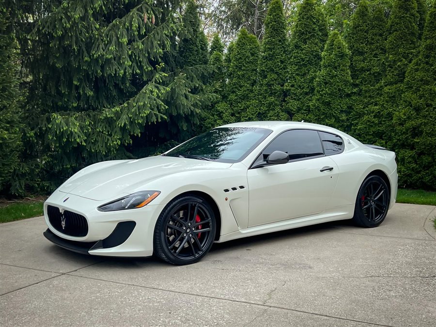 2013 Maserati GranTurismo MC coupe