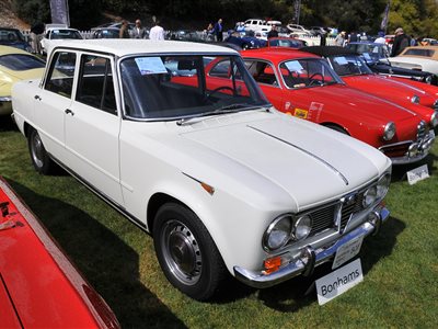 1967 Alfa Romeo Giulia Super 4-dr sedan