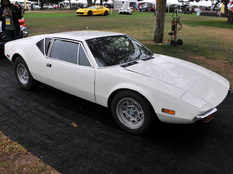 1973 DeTomaso Pantera coupe