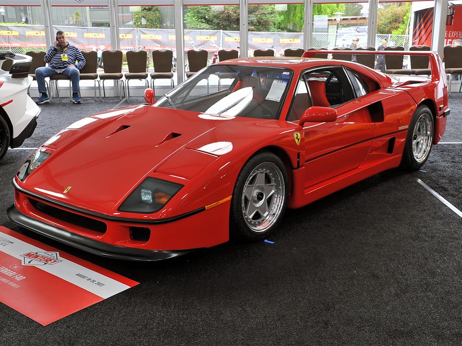 1990 Ferrari F40 coupe
