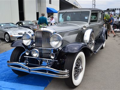 1930 Duesenberg Model J sedan