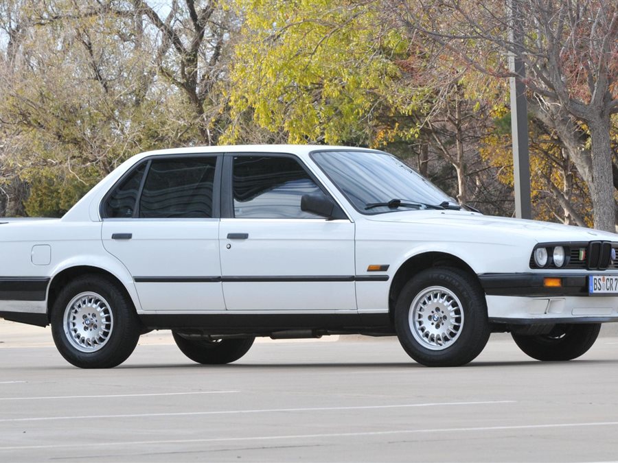 1988 BMW 318i 4-dr sedan