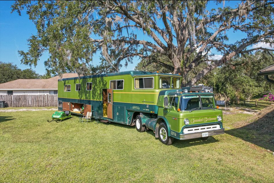 1974 Ford C-750 Camelot Cruiser motorhome conversion semi-truck motorhome