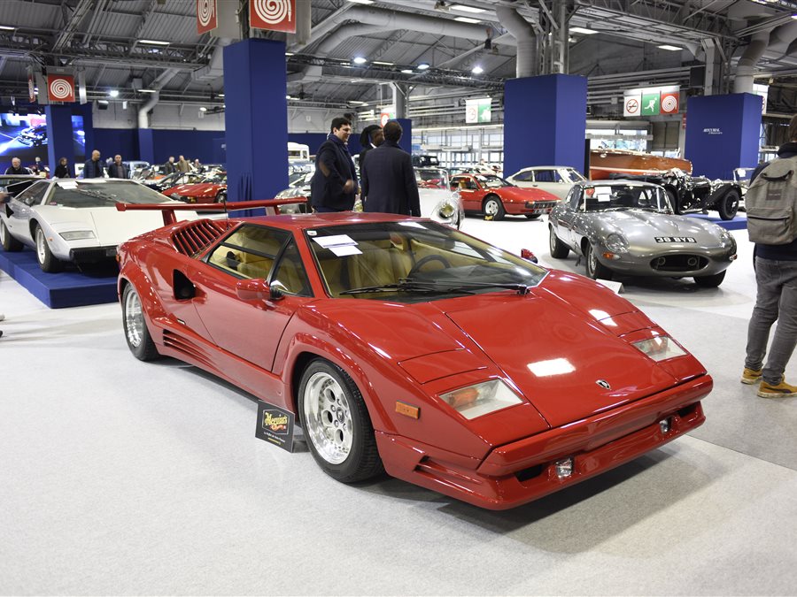 1989 Lamborghini Countach 25th Anniversary coupe