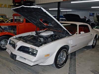 1977 Pontiac Firebird Trans Am coupe