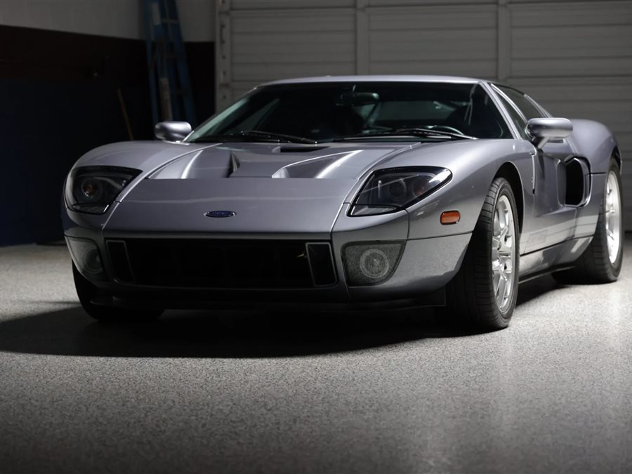 2006 Ford GT coupe