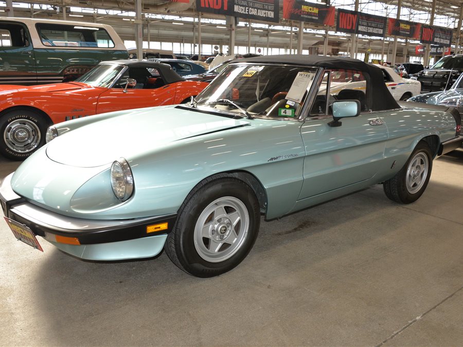 1984 Alfa Romeo Spider Veloce convertible