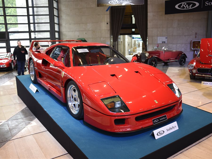 1989 Ferrari F40 coupe