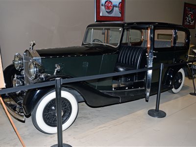 1938 Rolls-Royce Wraith 4-dr limousine