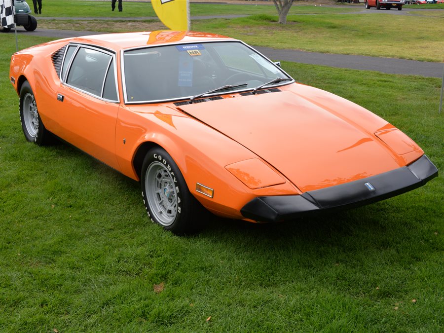 1973 DeTomaso Pantera coupe