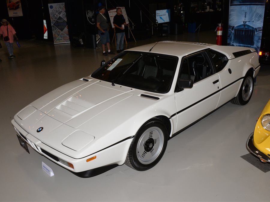 1980 BMW M1 coupe