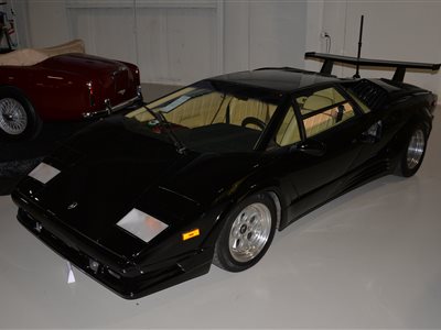 1989 Lamborghini Countach 25th Anniversary Edition coupe