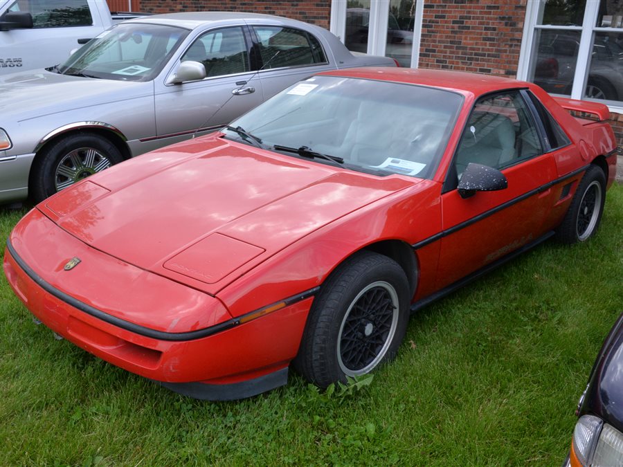 1988 Pontiac Fiero Formula coupe