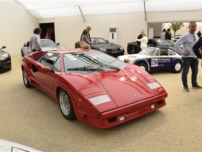 1989 Lamborghini Countach 25th Anniversary coupe
