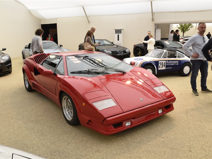 1989 Lamborghini Countach 25th Anniversary coupe