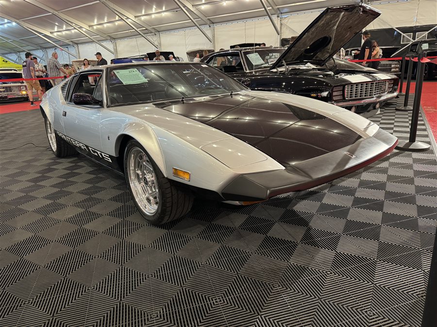 1971 DeTomaso Pantera GTS coupe