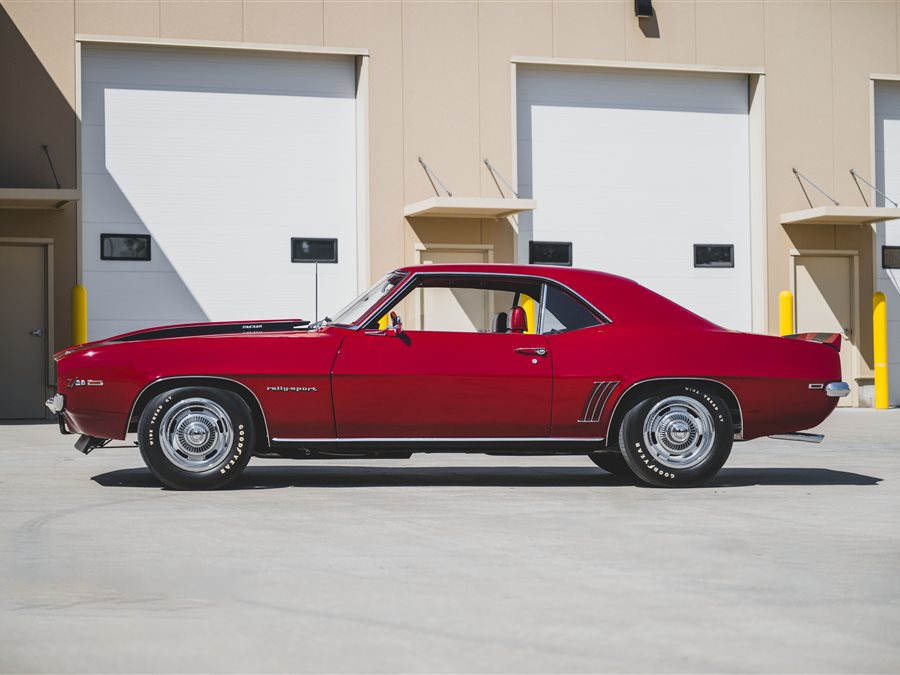 1969 Chevrolet Camaro Z/28 RS 2-dr hard top
