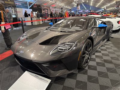 2020 Ford GT Liquid Carbon coupe