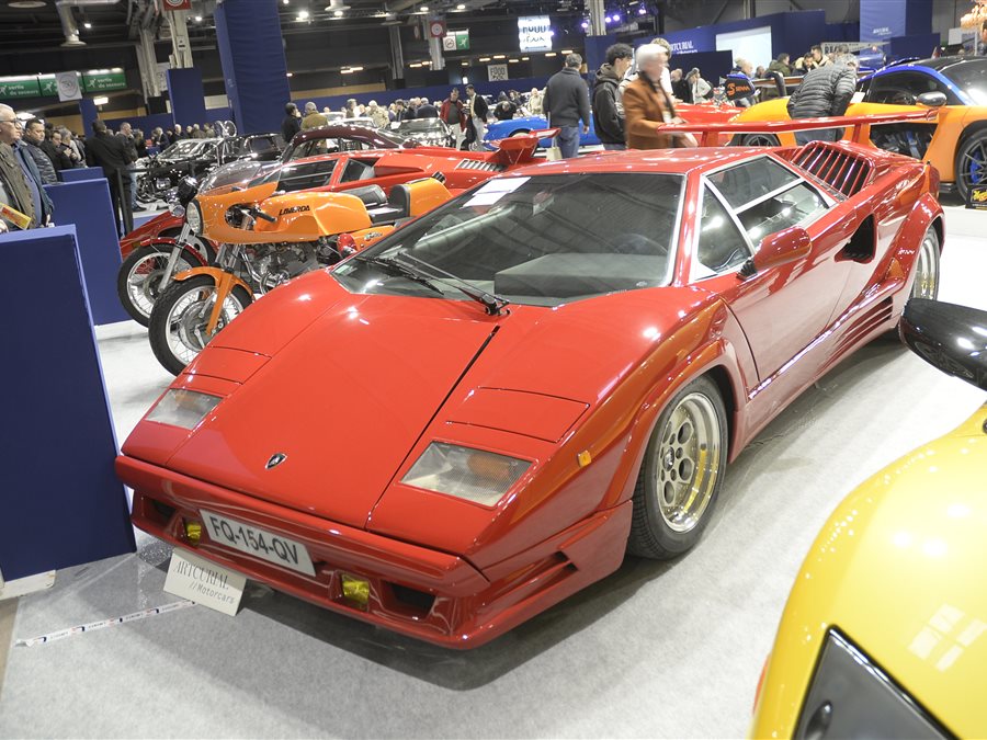 1989 Lamborghini Countach 25th Anniversary coupe