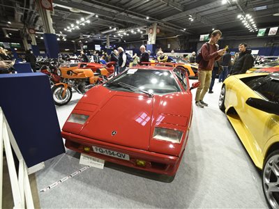 1989 Lamborghini Countach 25th Anniversary coupe