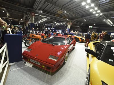 1989 Lamborghini Countach 25th Anniversary coupe