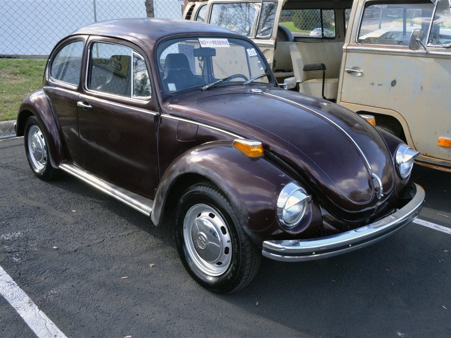 1971 Volkswagen Beetle 2-dr sedan