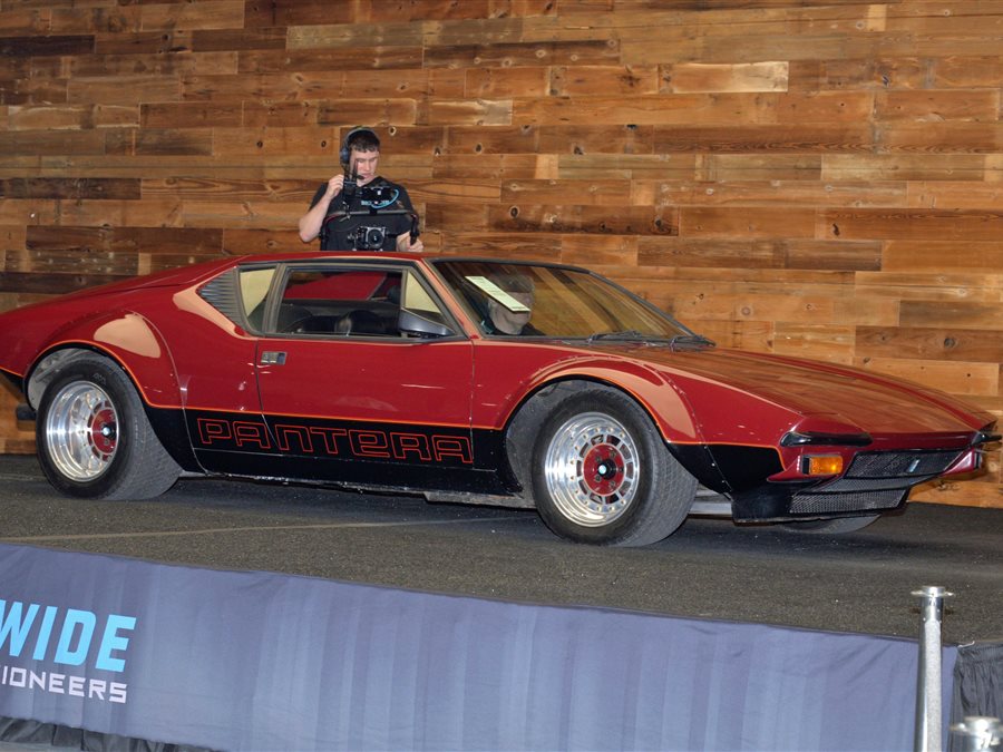 1972 DeTomaso Pantera coupe